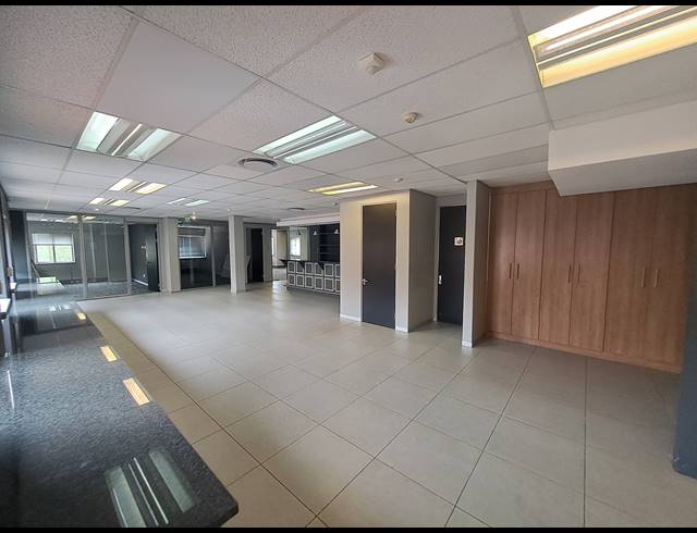 550M² OFFICE TO LET IN ILLOVO